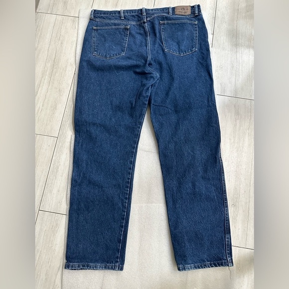 Wrangler Size 42X 32 Straight Leg Jeans (TAG SIZE 42X 32") - Picture 3 of 5